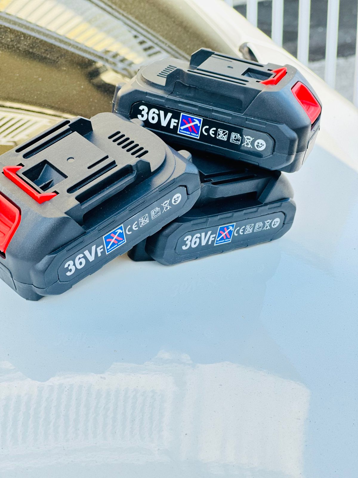 UNIVERSALUS 36V HAMMER TOLLS AKUMULIATORIUS AKUMULIATORINIAMS GRĘŽTUVAMS, ŠLIFUOKLIAMS, ŽOLIAPJOVĖMS, PJŪKLAMS, MINI Plovimo įrenginiams, DĖLIONĖMS, LAPŲ PŪTIKLIAMS IR KT.