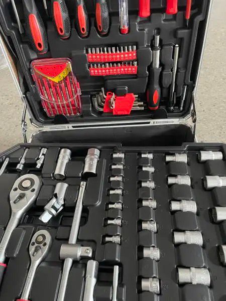 449 DALIŲ LAGAMINAS + NEMOKAMOS HAMMER TOOLS PIRŠTINĖS