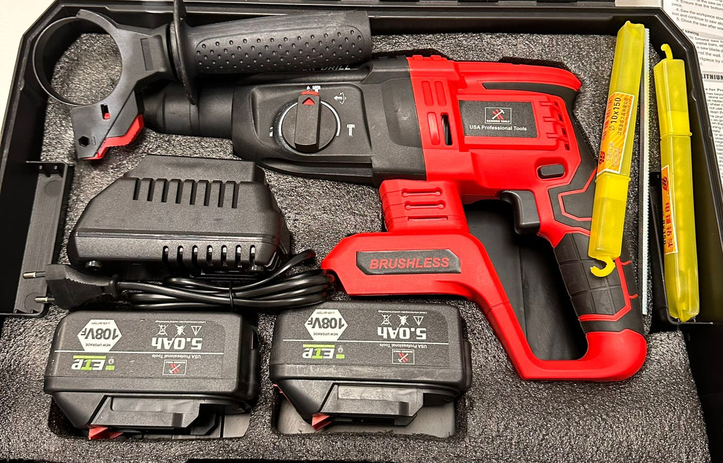 AKUMULIATORINIS SMŪGINIS GRĘŽTUVAS 2x5.0Ah Li-ION AKUMULIATORIAI 26mm SU ANTGALIAIS HAMMER TOOLS